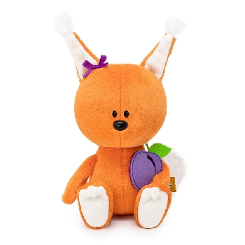 Белка Бика со сливой