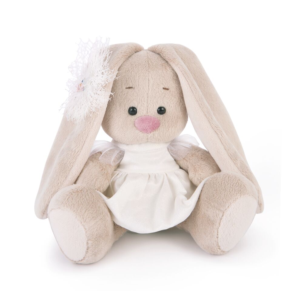 Зайка Ми в белом платье с голубем