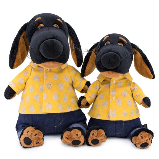 Ваксон в джинсах и желтой рубашке