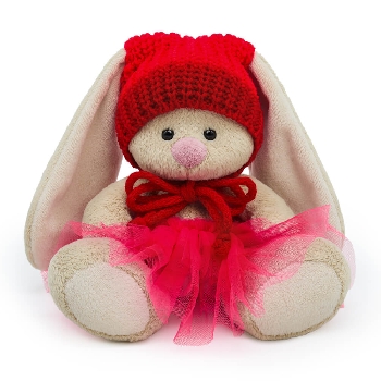 Зайка Ми в вязаной шапочке