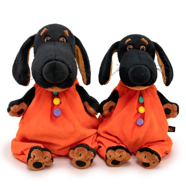 Ваксон в комбинезоне с помпонами