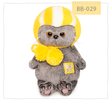 Басик беби в спортивной шапке