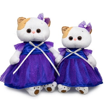 Ли-Ли в платье с блестящей сеточкой