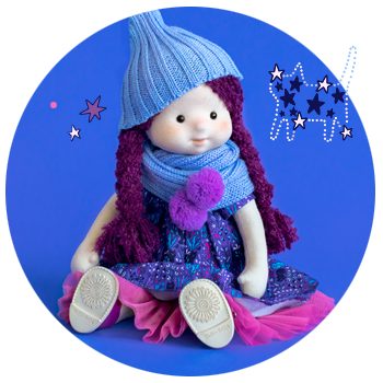 Тиана в шапочке и шарфе