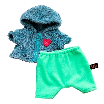 Теплый костюм с сердечком