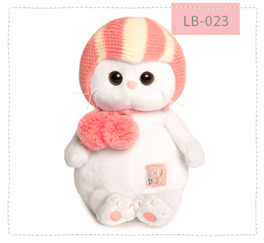 Ли-Ли беби в спортивной шапке