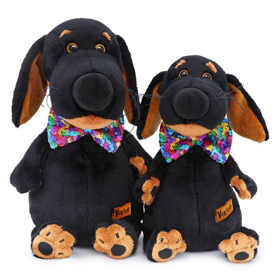 Ваксон в галстуке-бабочке в пайетках