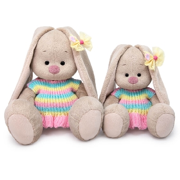 Зайка Ми в вязаном платье