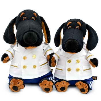 Ваксон в белом кителе