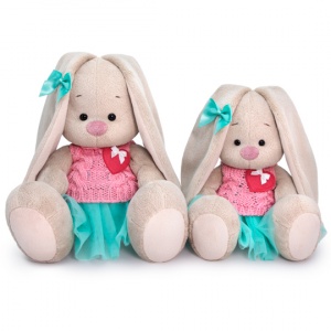 Зайка Ми в юбке и вязаном жилете