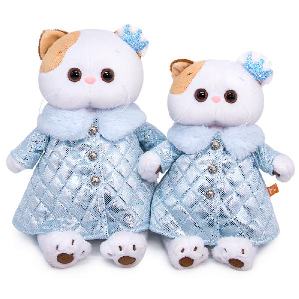 Ли-Ли в стеганном пальто