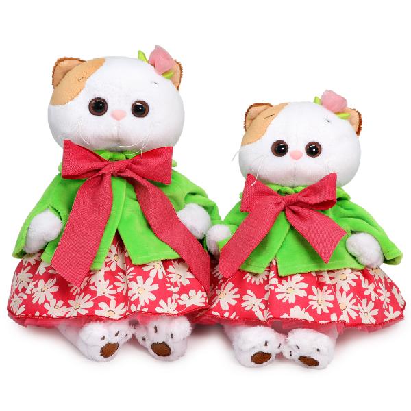 Ли-Ли в зеленом пончо