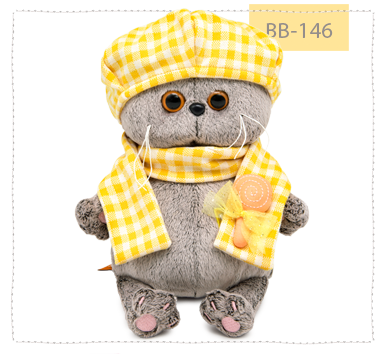 Басик беби в берете и шарфе в клетку