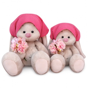 Зайка Ми с букетом