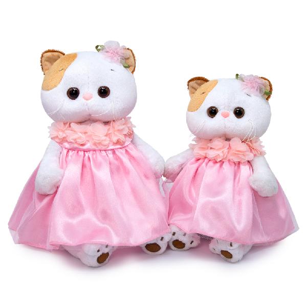 Ли-Ли в платье с объемными цветами