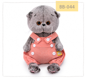 Басик беби в песочнике