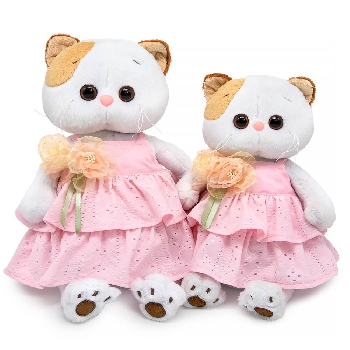 Ли-Ли в сарафане с цветами