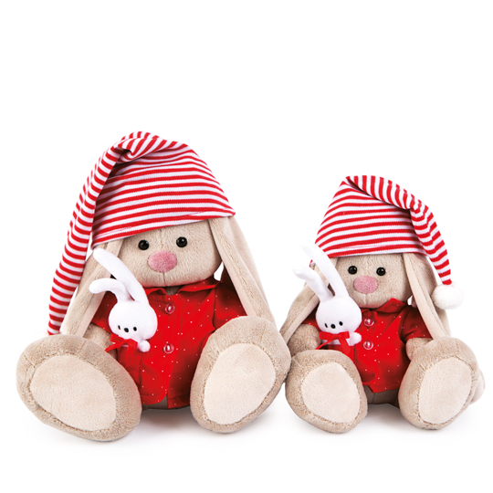 Зайка Ми в красной пижаме