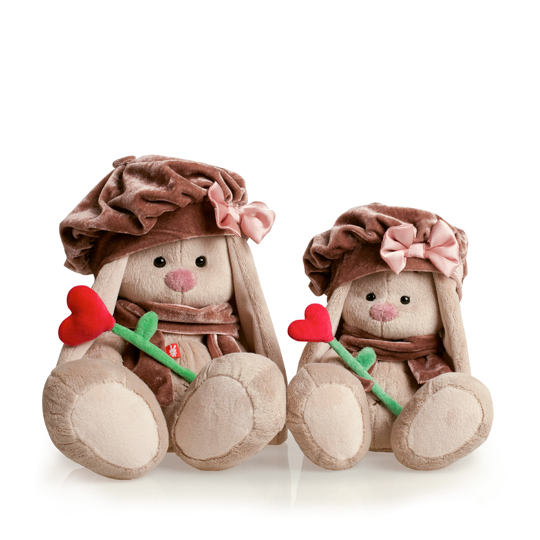 Зайка Ми с цветочком