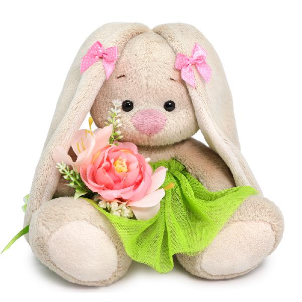 Зайка Ми с летним букетом