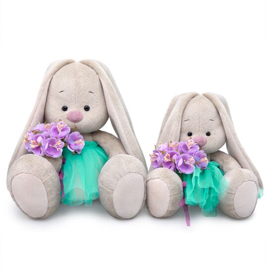 Зайка Ми в юбочке и с сиреневым букетом