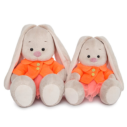 Зайка Ми в оранжевой куртке и юбке