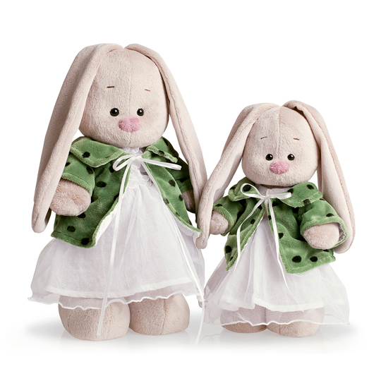 Зайка Ми в зеленом пальто