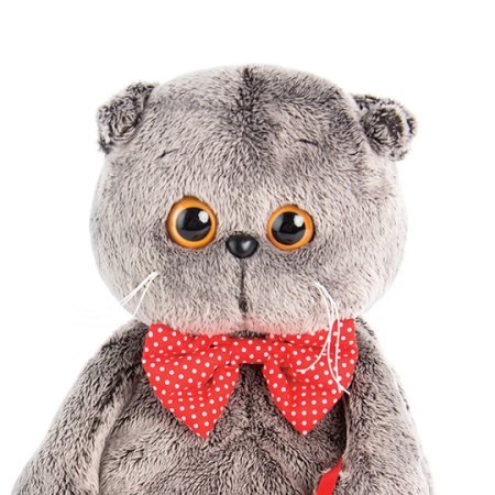 Басик с ёлочной игрушкой